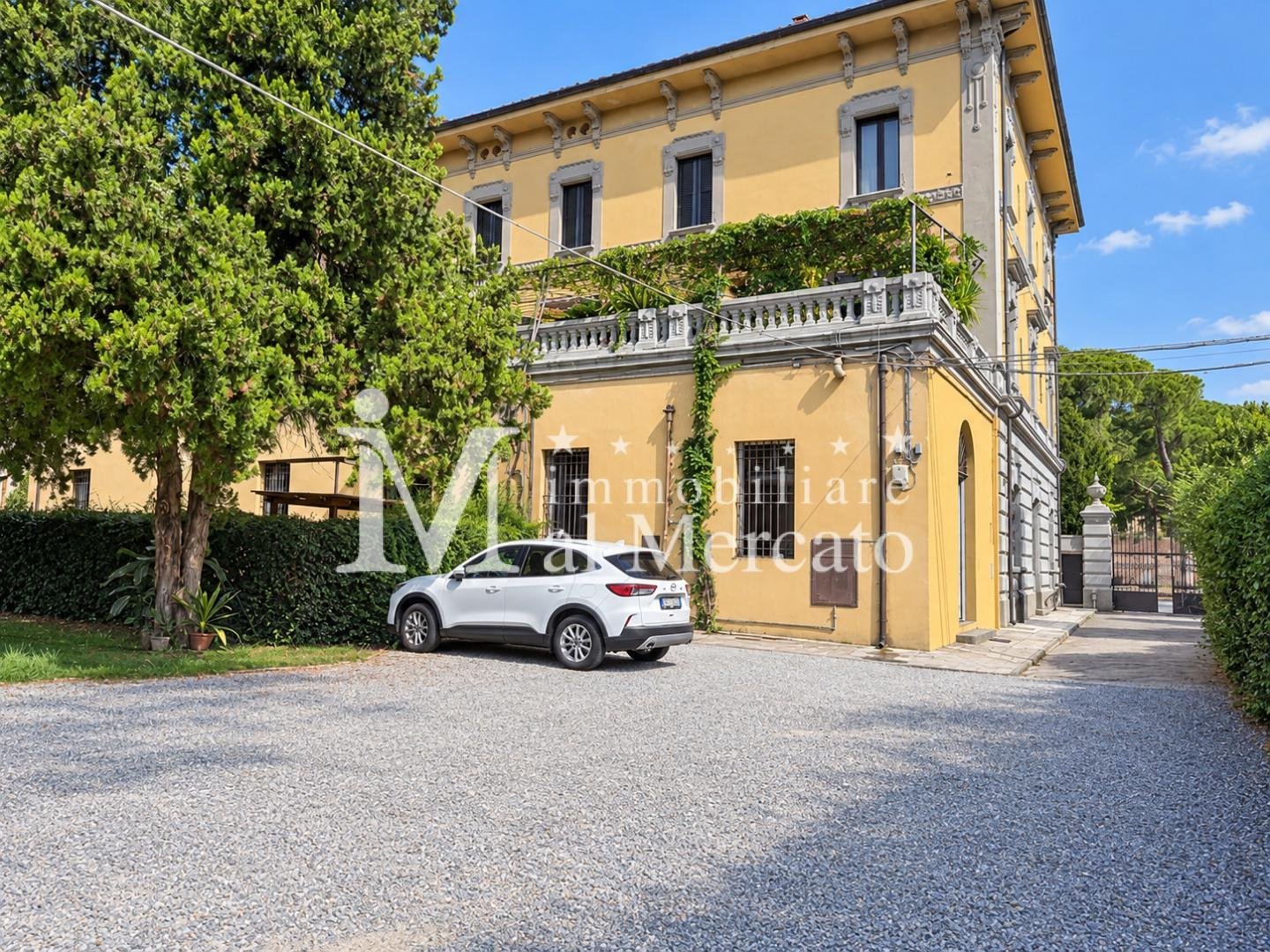 appartamento in vendita a Lucca in zona Centro Città