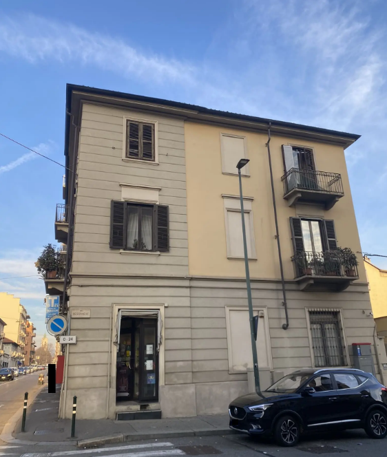 appartamento in vendita a Torino in zona Lucento