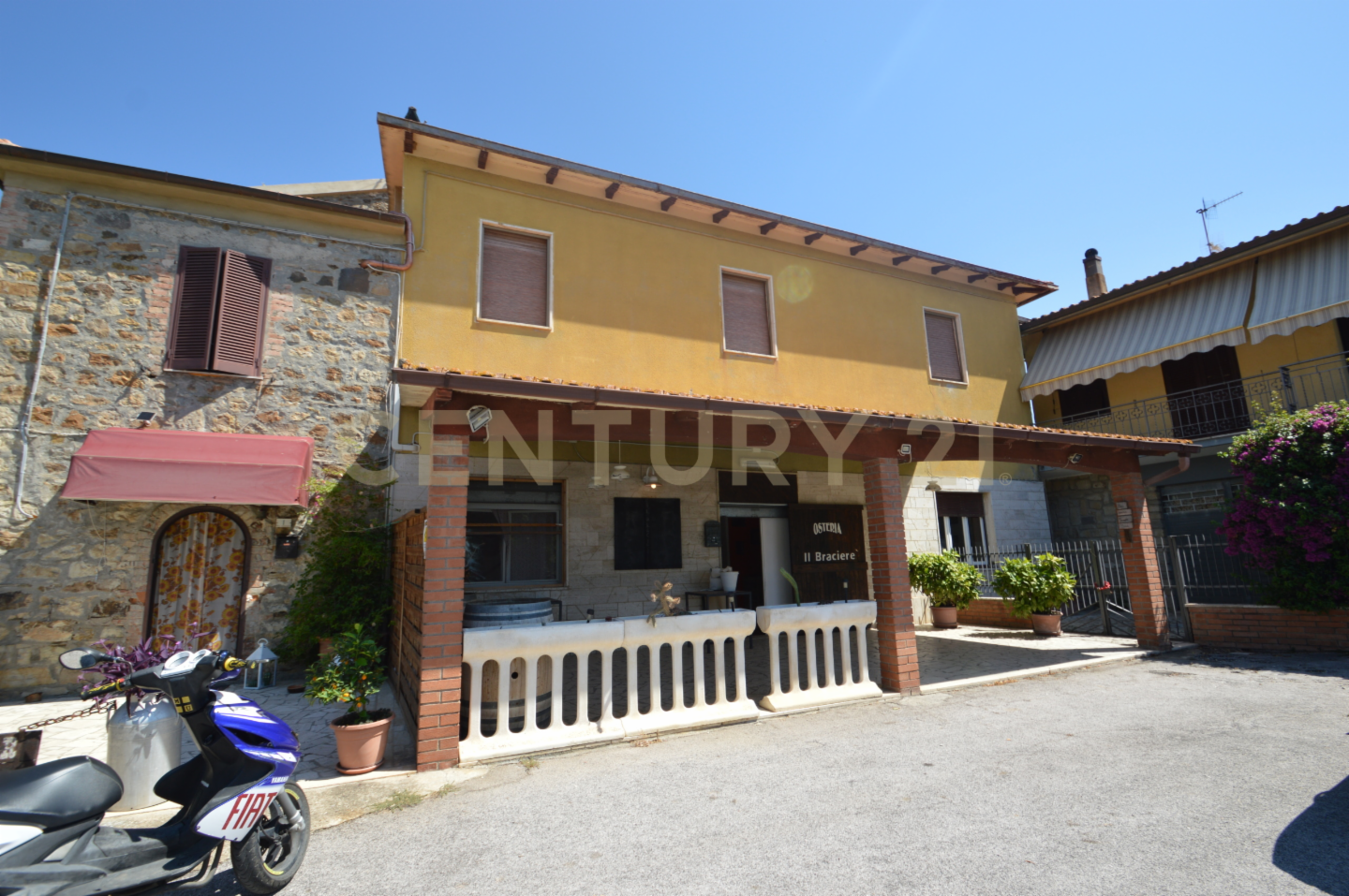 locale commerciale in vendita a Campagnatico