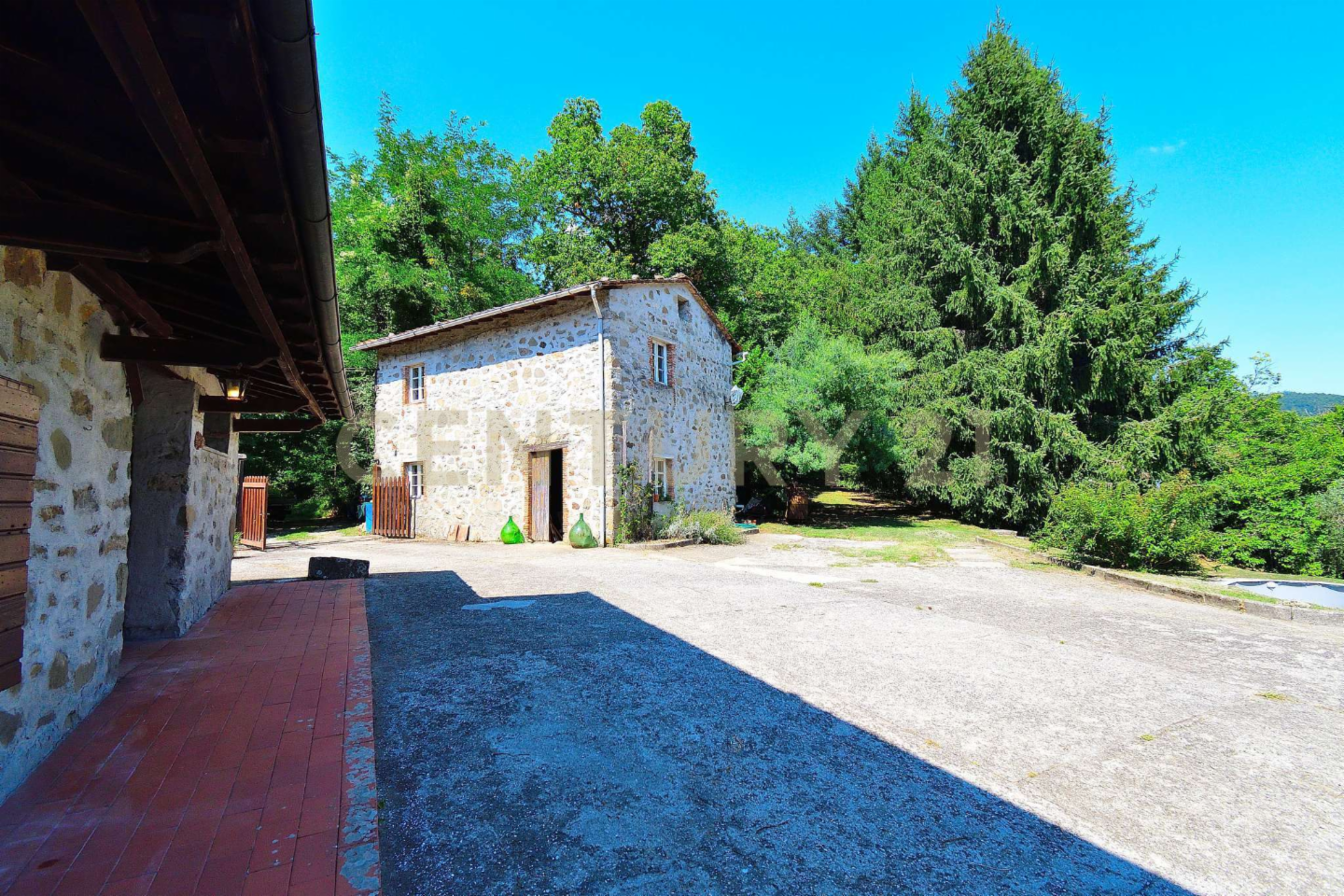 casa indipendente in vendita a Pescaglia in zona Colognora