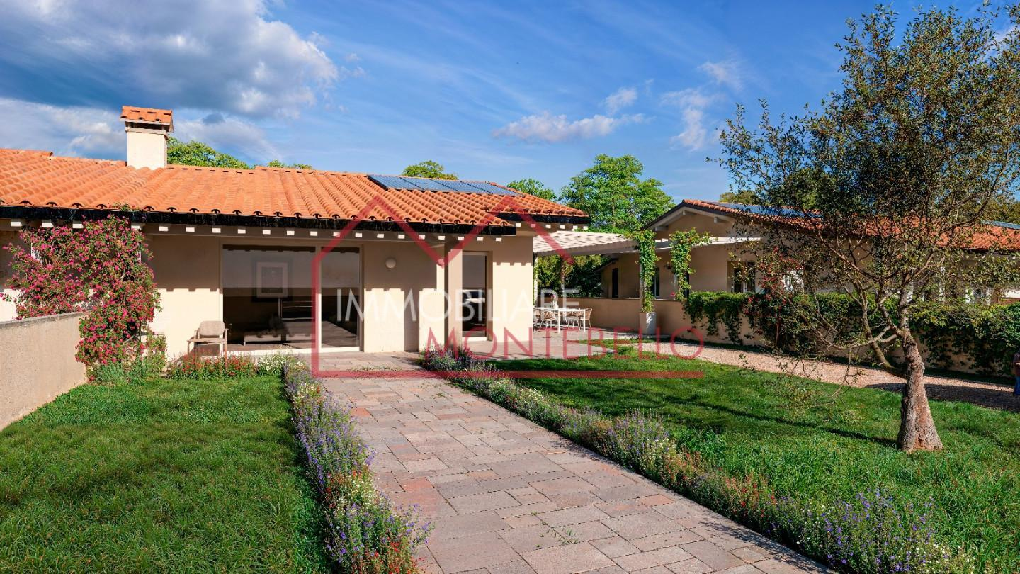 casa indipendente in vendita a Massarosa in zona Stiava