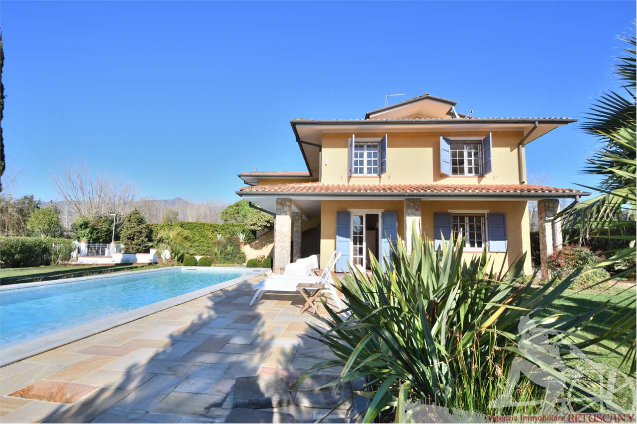 casa indipendente in affitto a Forte dei Marmi