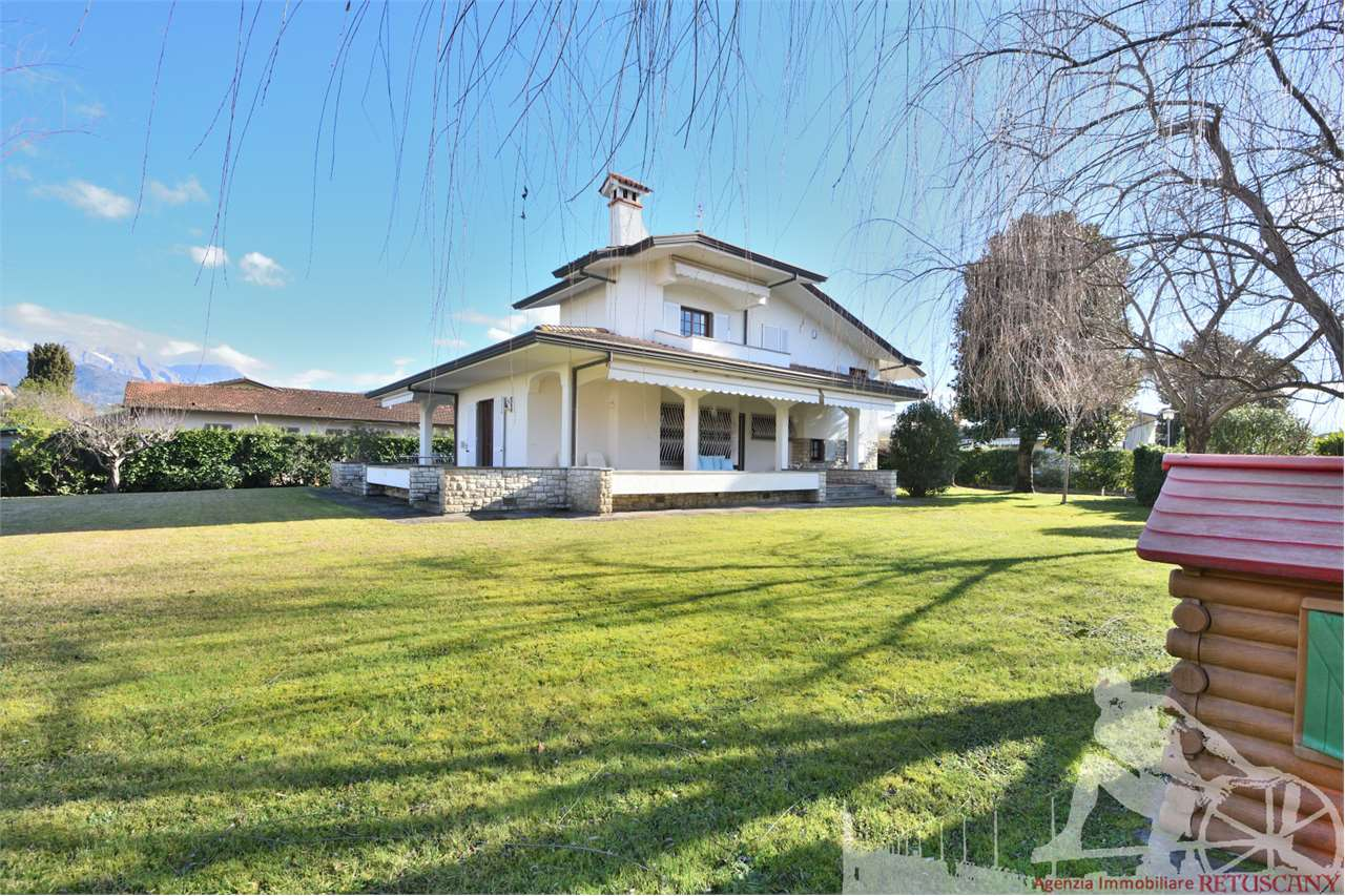 casa indipendente in affitto a Forte dei Marmi