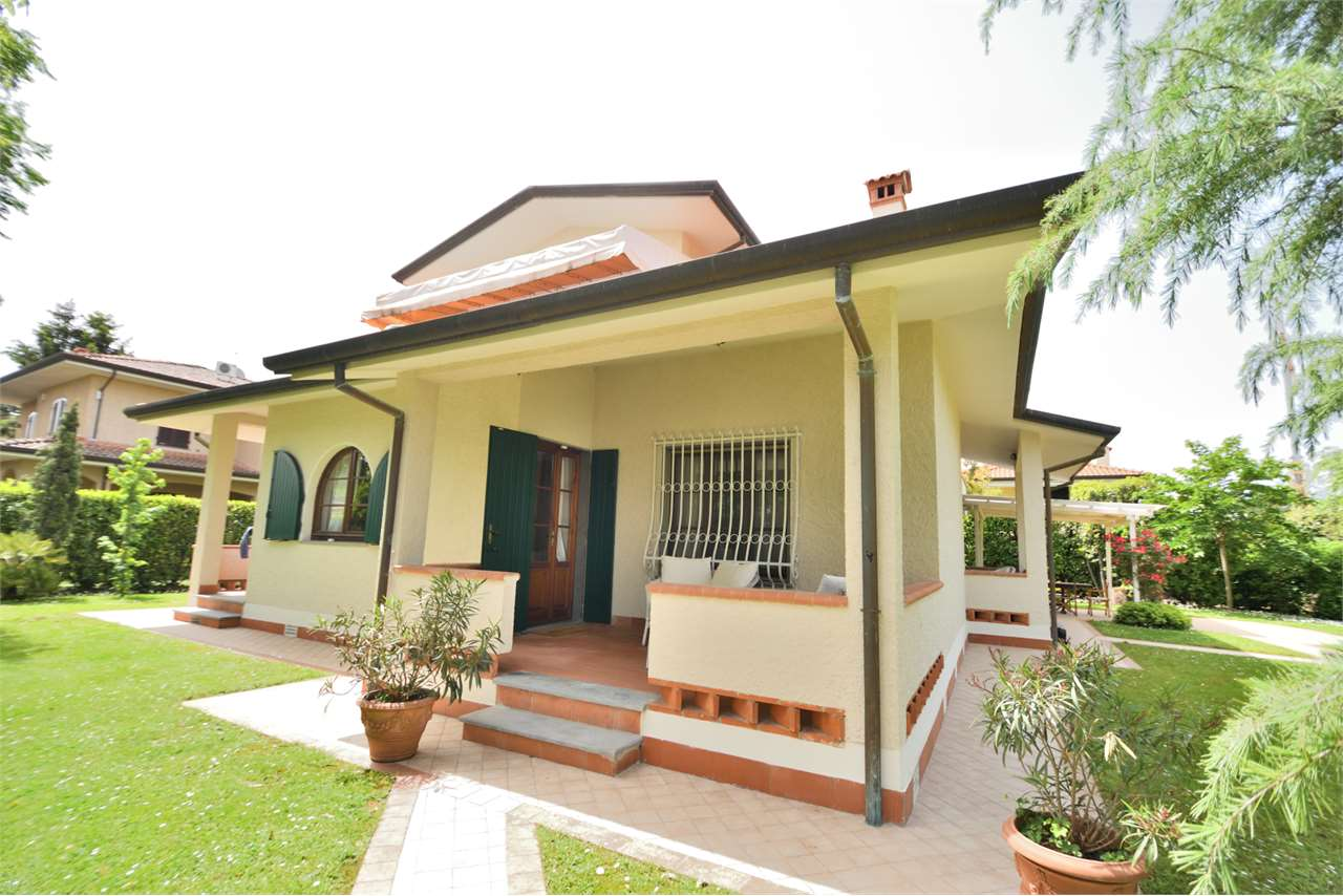 casa indipendente in affitto a Forte dei Marmi