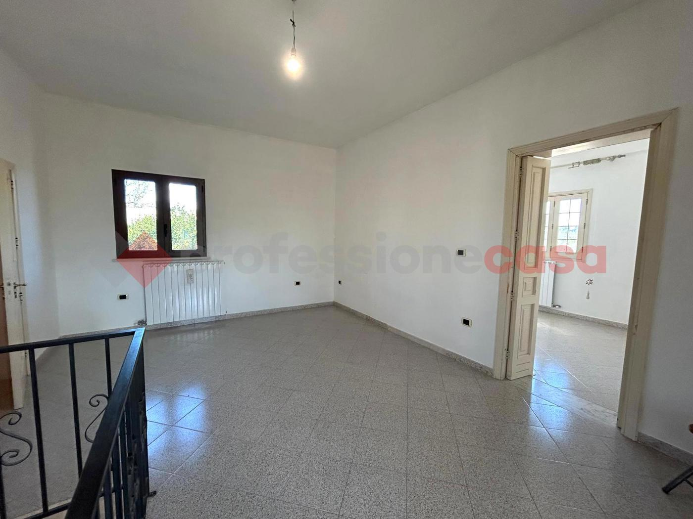 casa indipendente in vendita a Poggiardo