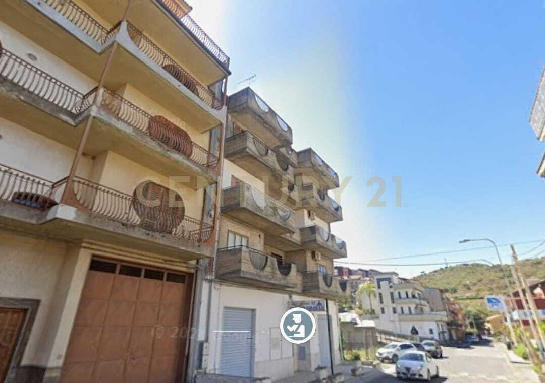 intera palazzina in vendita a Militello in Val di Catania