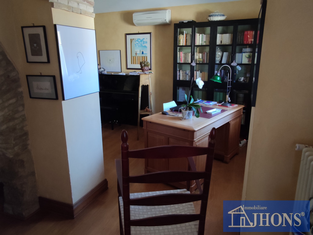 casa indipendente in vendita ad Enna in zona Enna Alta