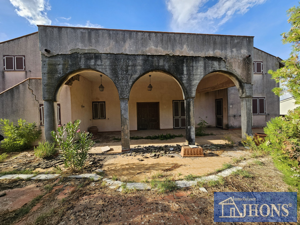 casa indipendente in vendita ad Enna in zona Sant'Anna / Enna Bassa