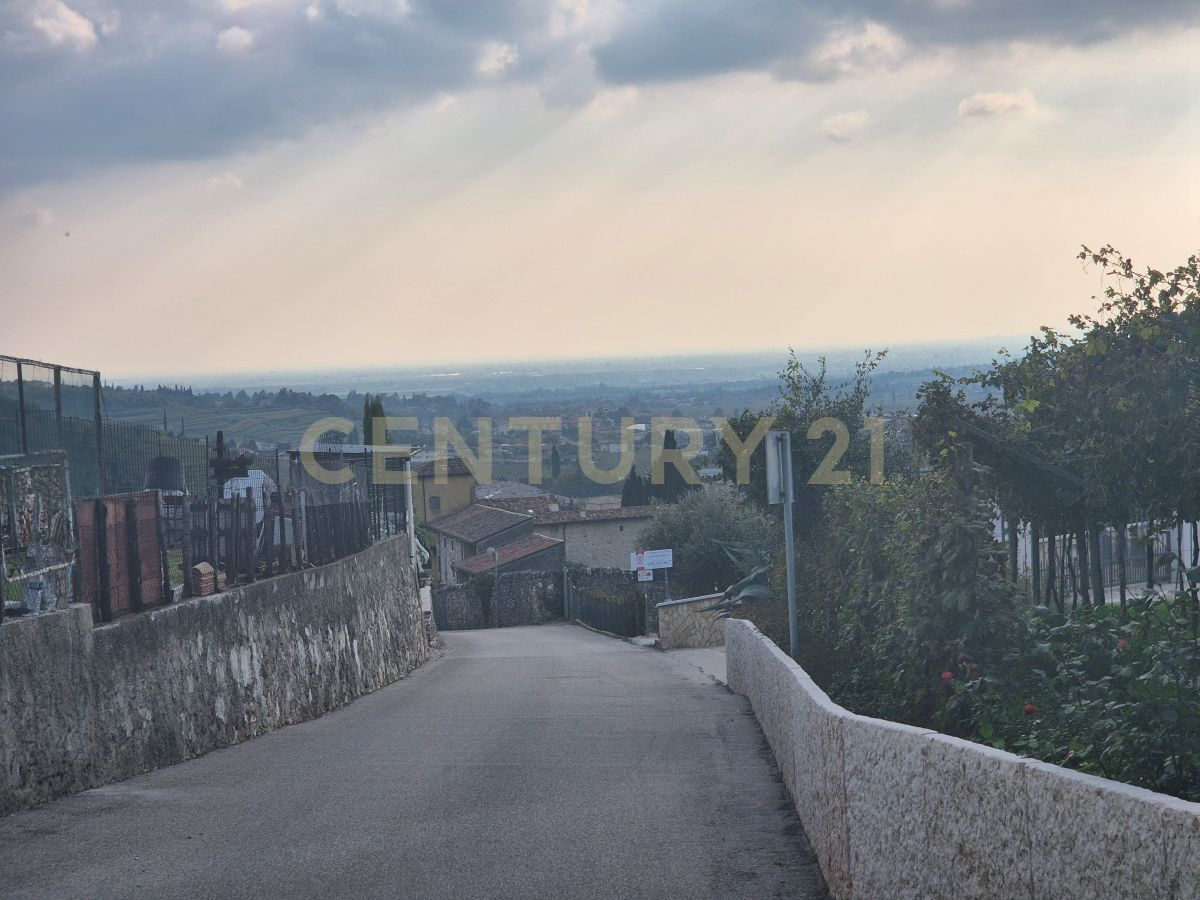 casa indipendente in vendita a Negrar di Valpolicella