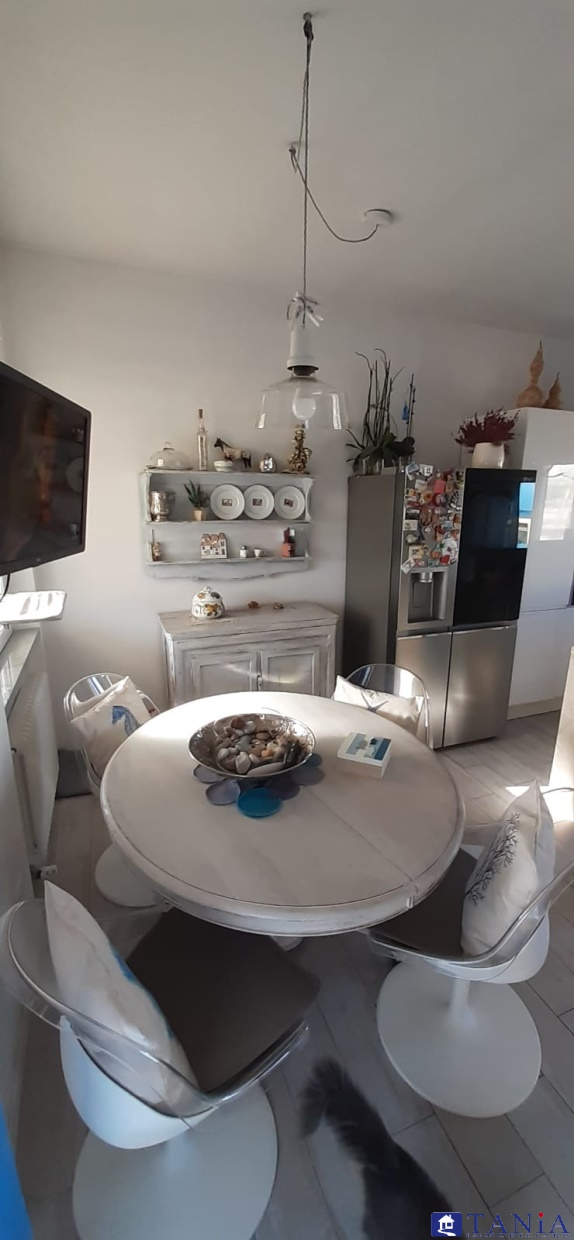 casa indipendente in vendita a Carrara in zona Marina di Carrara