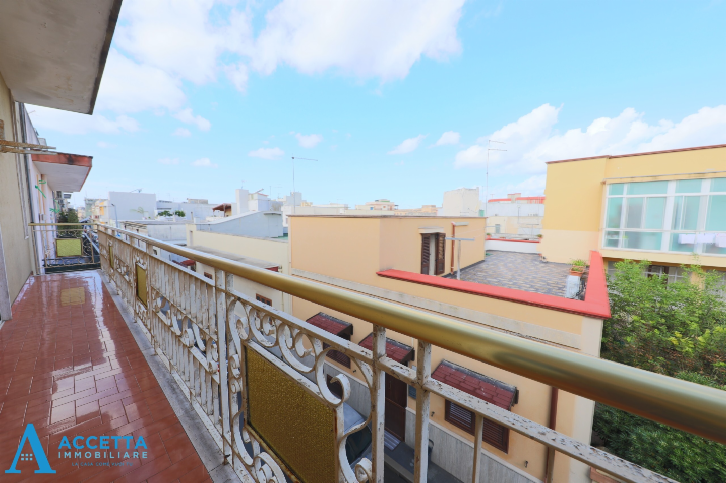 casa indipendente in vendita a Taranto in zona Talsano