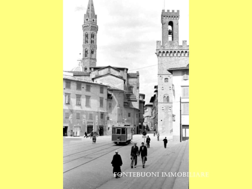 negozio in vendita a Firenze in zona Centro Santa Maria Novella