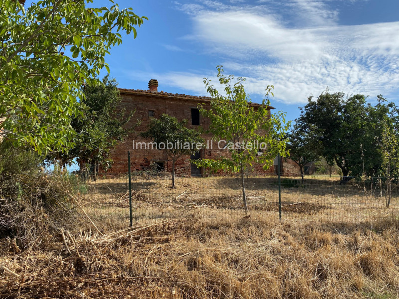 casale in vendita a Castiglione del Lago in zona Casamaggiore