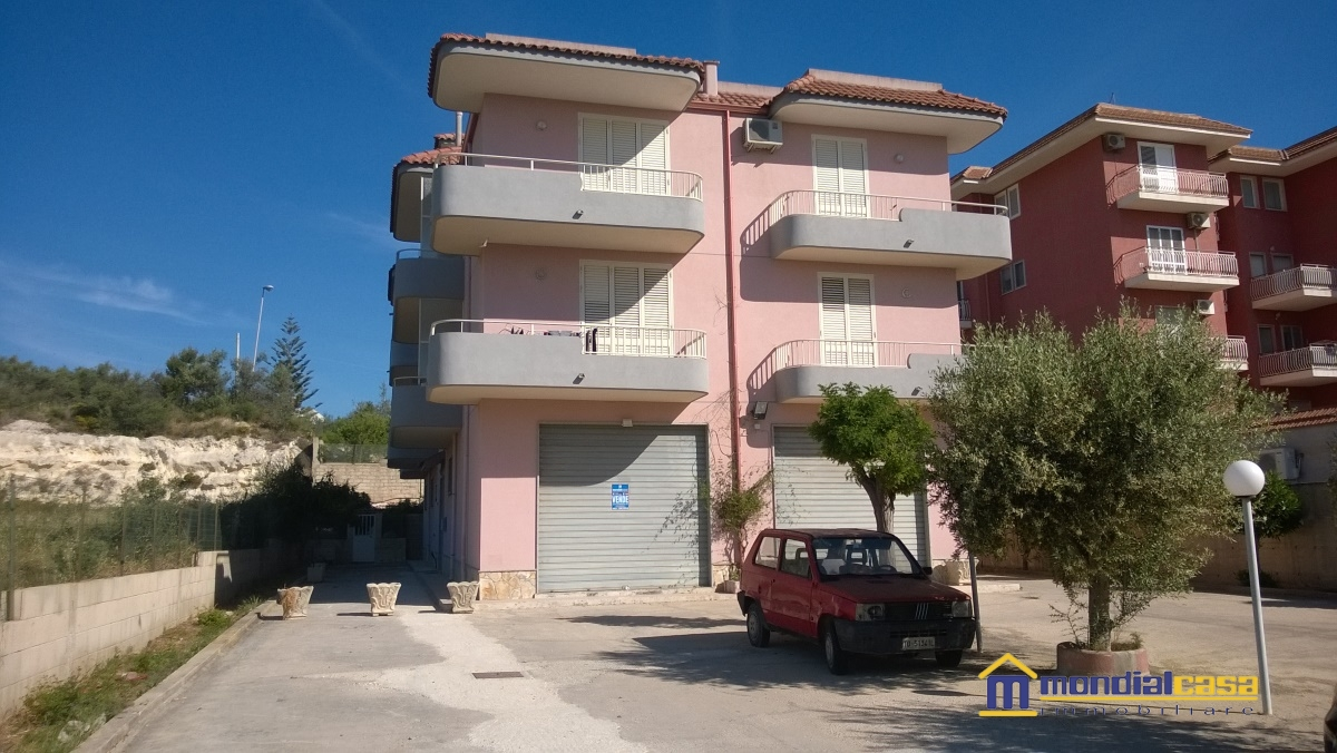 locale commerciale in vendita a Pachino in zona Marzamemi