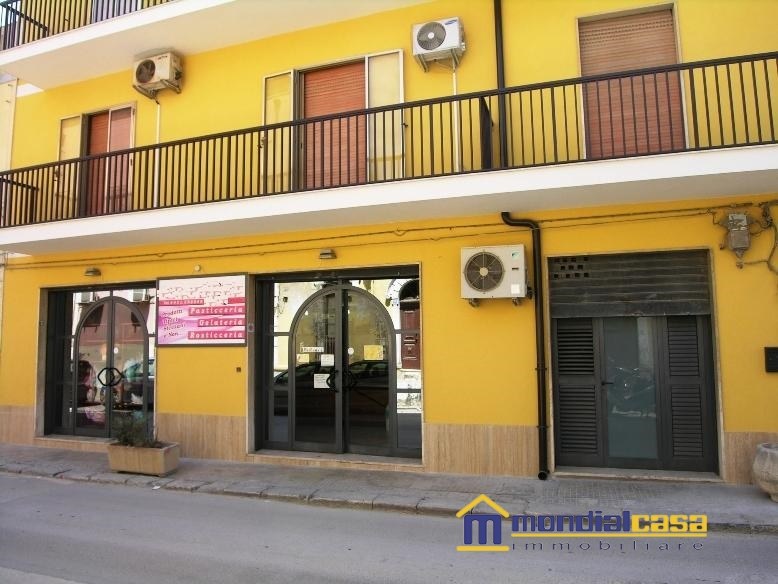 locale commerciale in vendita a Pachino