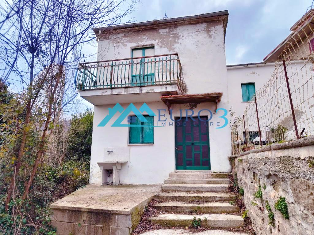 casa indipendente in vendita a Venarotta in zona Capodipiano