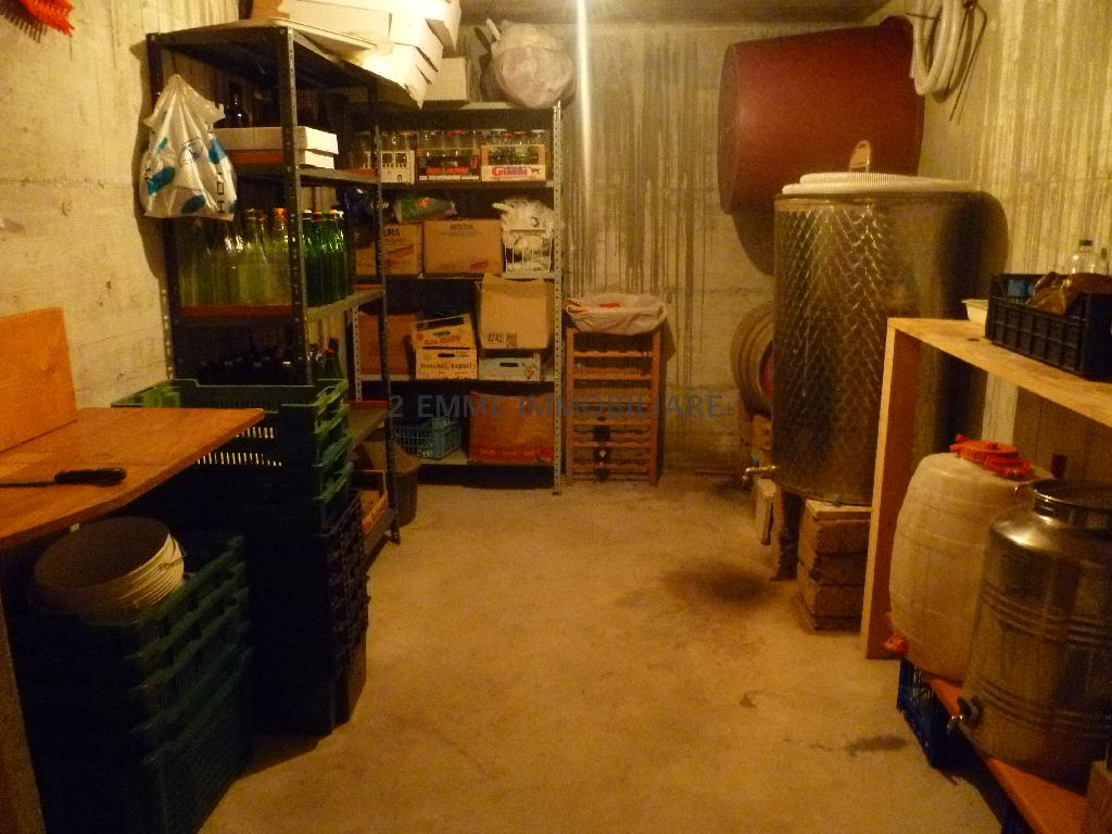 casa indipendente in vendita a Castignano in zona Ripaberarda