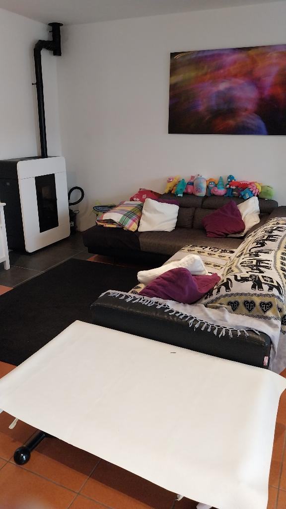 casa indipendente in vendita ad Urbino in zona Trasanni