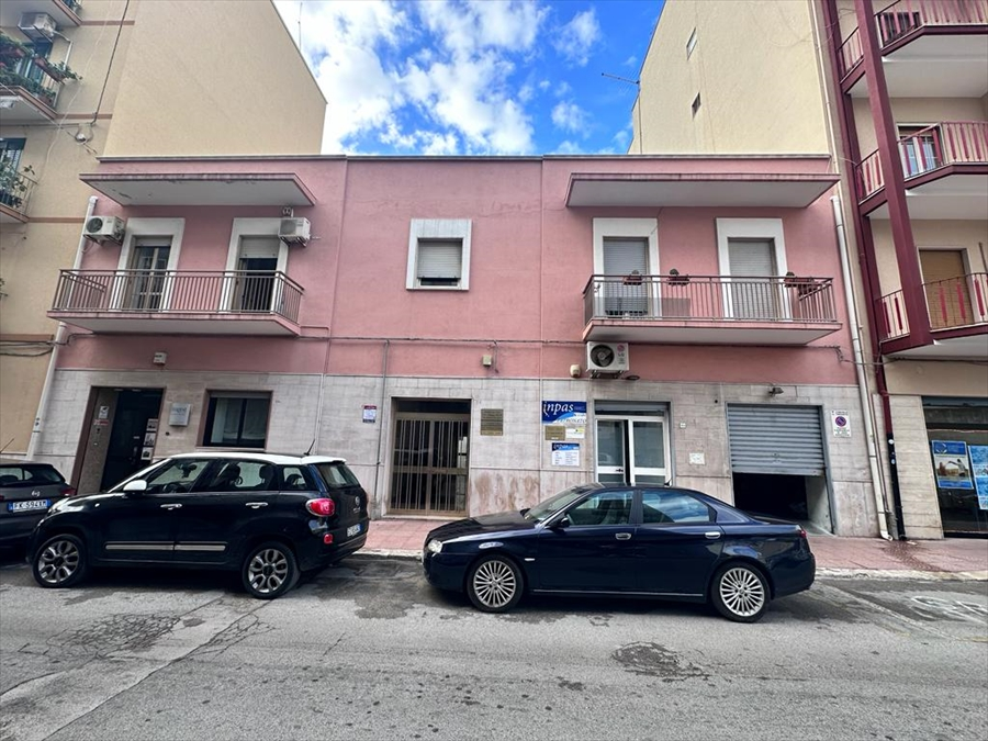 appartamento in vendita a Taranto in zona Italia-Montegranaro