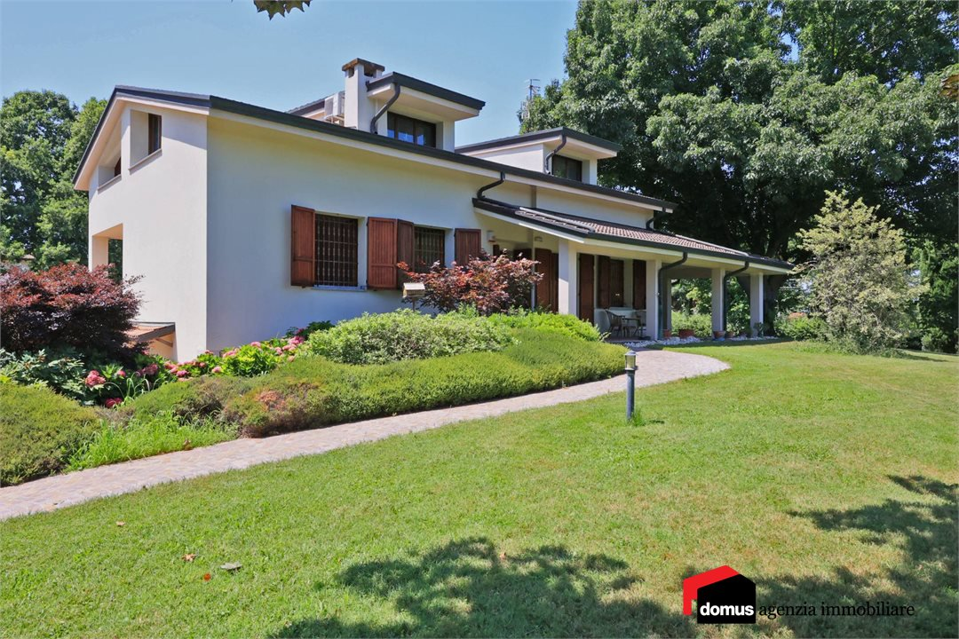 casa indipendente in vendita a Thiene