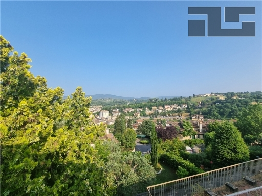casa indipendente in vendita a Bagno a Ripoli in zona Grassina
