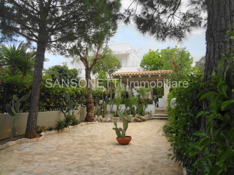 casa semindipendente in vendita a Fasano in zona Torre Canne