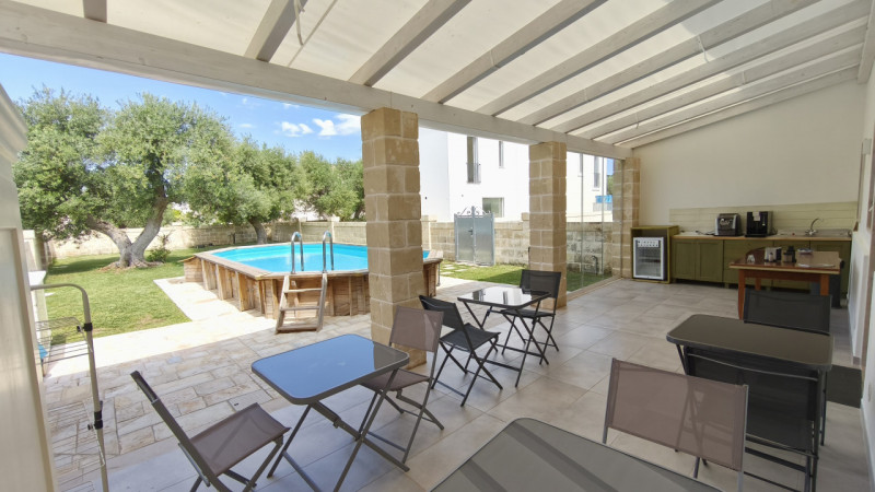 casa indipendente in vendita a Fasano in zona Torre Canne