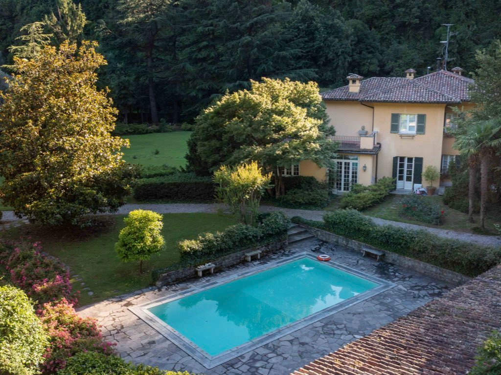 villa in vendita a Tremezzina in zona Lenno