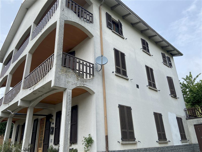 casa indipendente in vendita a Pellegrino Parmense