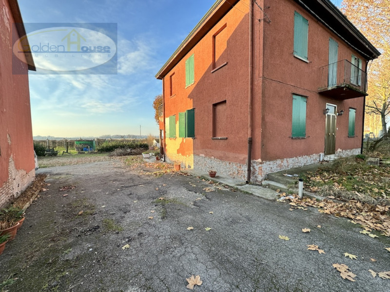 casa indipendente in vendita a Molinella in zona Marmorta