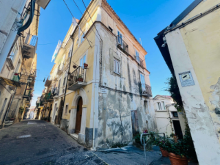 Casa semindipendente, Pizzo - Centro, Pizzo, 3 camere, 3 bagni, 157mq