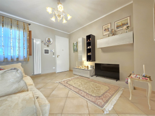 Villetta a schiera, Camaiore, 2 camere, 130mq