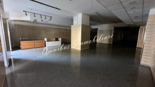 Locale commerciale, Foggia, 275mq